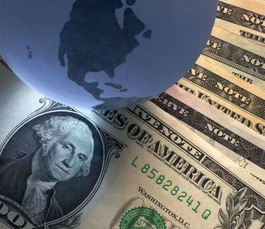 Why the World Is Turning away From the US Dollar iStock-477940420
