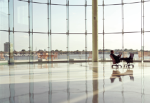 People that Live in Glass Houses Should not “Stow Thrones”