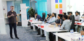 How to Pitch Your Tech Idea to Any Investor