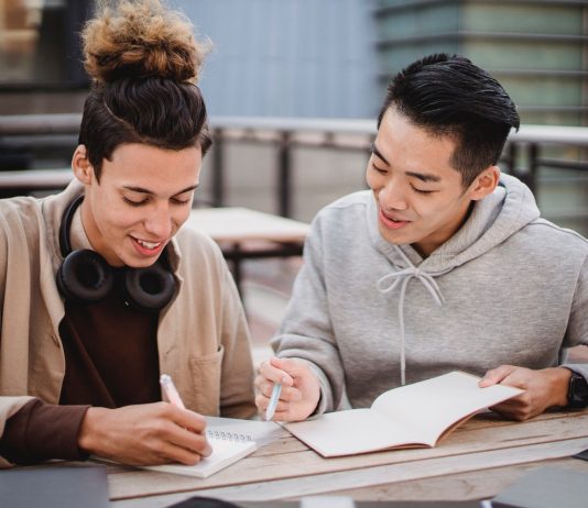The Benefits of Learning Chinese for Business learn chinese
