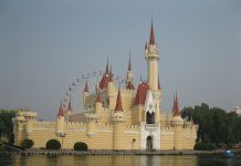 China’s Theme Park Economy Thriving, Despite Pandemic Times China’s Theme Park