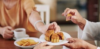 What is the Moon Festival? A Scholar of Chinese Religions Explains mooncake.