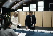 French Election: As Marine Le Pen Makes it to Second Round, the Left-Wing Vote is What Troubles President Emmanuel Macron french elections